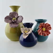 手捏匠心，花香滿屋 現代家居花瓶與手工花，饋贈佳禮的藝術新篇